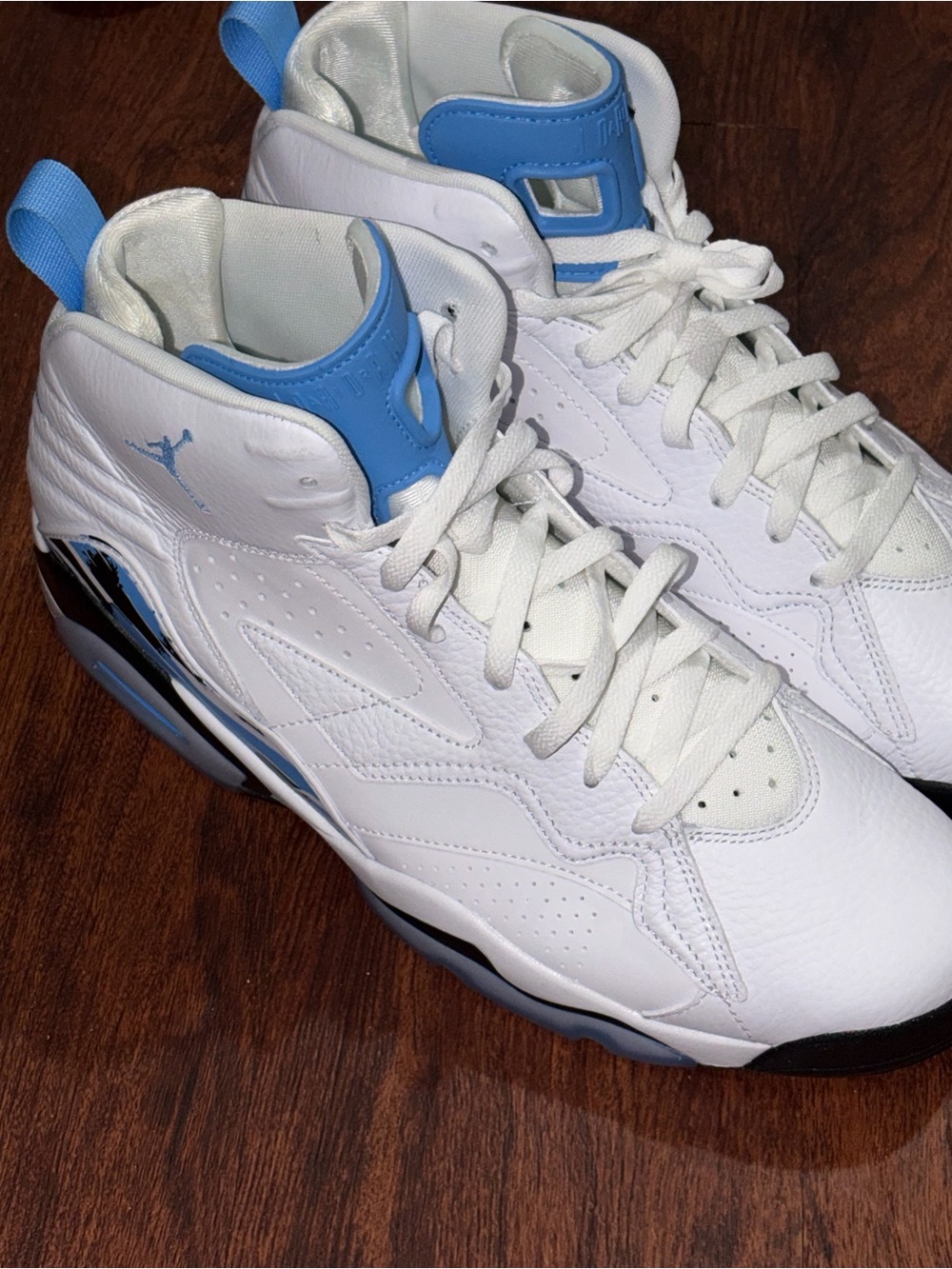 Jordan size 9 - Picture 11 of 16